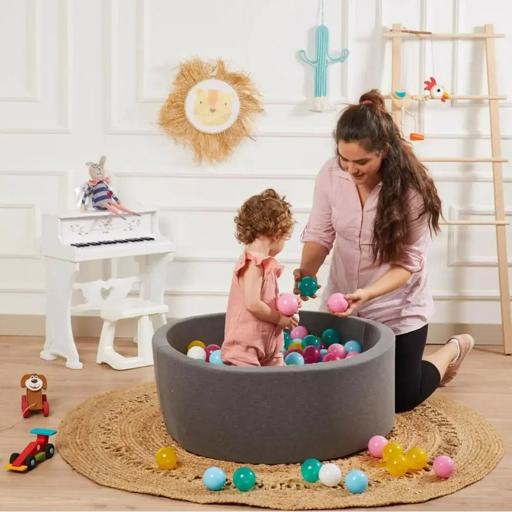 Svava gri çocuk oyun top havuzu – CE sertifikalı toplarla güvenli oyun alanı