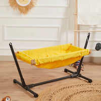 Svava metal standlı ahşap bebek hamak, sarı renkli kumaşlı model önden görünüm